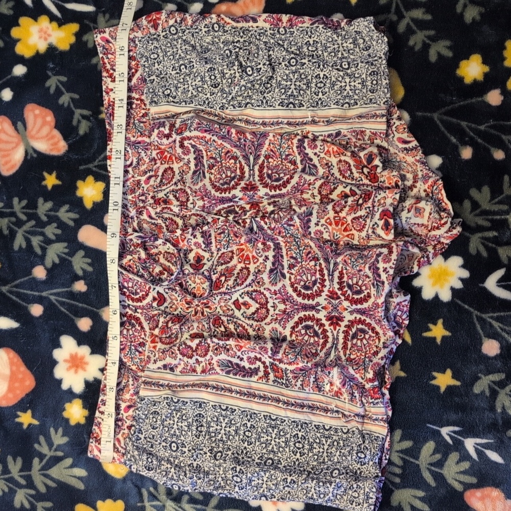 Paisley Print Shorts - Picture 4 of 5